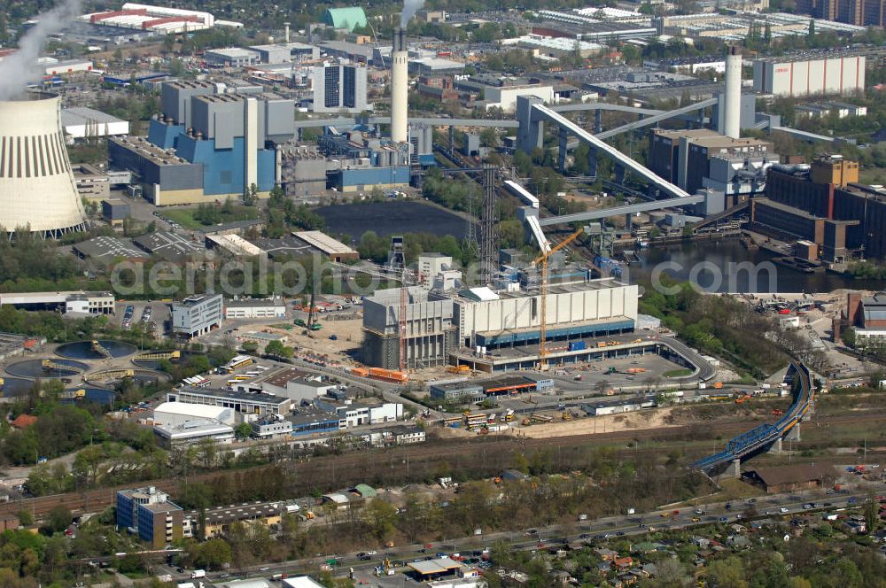 Berlin from the bird's eye view: Baustelle der Ausbaufläche der Müllverbrennungsanlage Ruhleben der Berliner Stadtreinigung (BSR) in Berlin-Spandau. Beteiligt sind u.a. die SIAG Schaaf Industrie AG. Expansion area of the incinerating plant Ruhleben of the Berlin City Cleaning (BSR) in Berlin-Spandau.