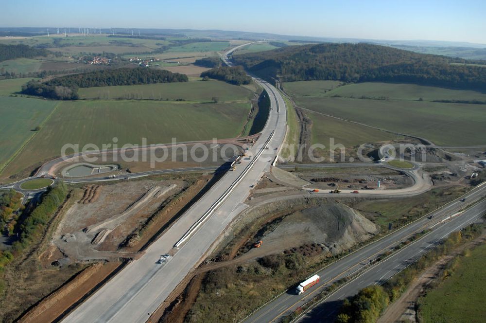 Eisenach from the bird's eye view: Blick auf die Baustelle der Ausfahrt / Anschlussstelle Eisenach-West der A4. Der Neubau ist Teil des Projekt Nordverlegung / Umfahrung Hörselberge der Autobahn E40 / A4 in Thüringen bei Eisenach. Durchgeführt werden die im Zuge dieses Projektes notwendigen Arbeiten unter an derem von den Mitarbeitern der Niederlassung Weimar der EUROVIA Verkehrsbau Union sowie der Niederlassungen Abbruch und Erdbau, Betonstraßenbau, Ingenieurbau und TECO Schallschutz der EUROVIA Beton sowie der DEGES.