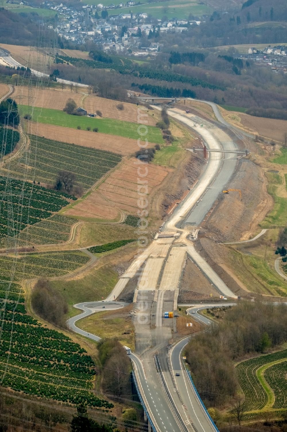 Aerial image Bestwig - Construction site for the new building of Routing and traffic lanes over the highway bridge in the motorway A 46 in Bestwig in the state North Rhine-Westphalia, Germany