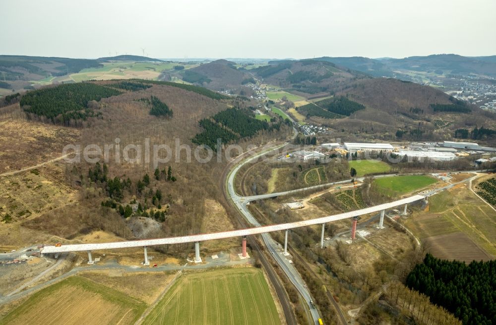 Bestwig from the bird's eye view: Construction site for the new building of Routing and traffic lanes over the highway bridge in the motorway A A 46 - B480n Neue Ruhrtalbruecke Bermecke in Bestwig in the state North Rhine-Westphalia