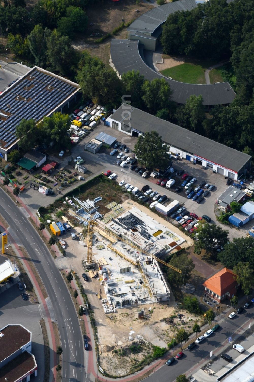 Teltow from the bird's eye view: Construction site at the car dealership of the car Oderstrasse - Saganer Strasse in Teltow in the state Brandenburg, Germany