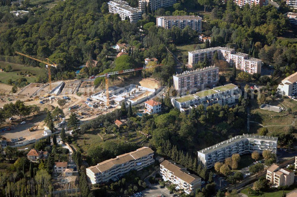 Aerial image Cannes - Blick auf die Baustelle an der Avenue Maurice Chevallier in Cannes Frankreich.