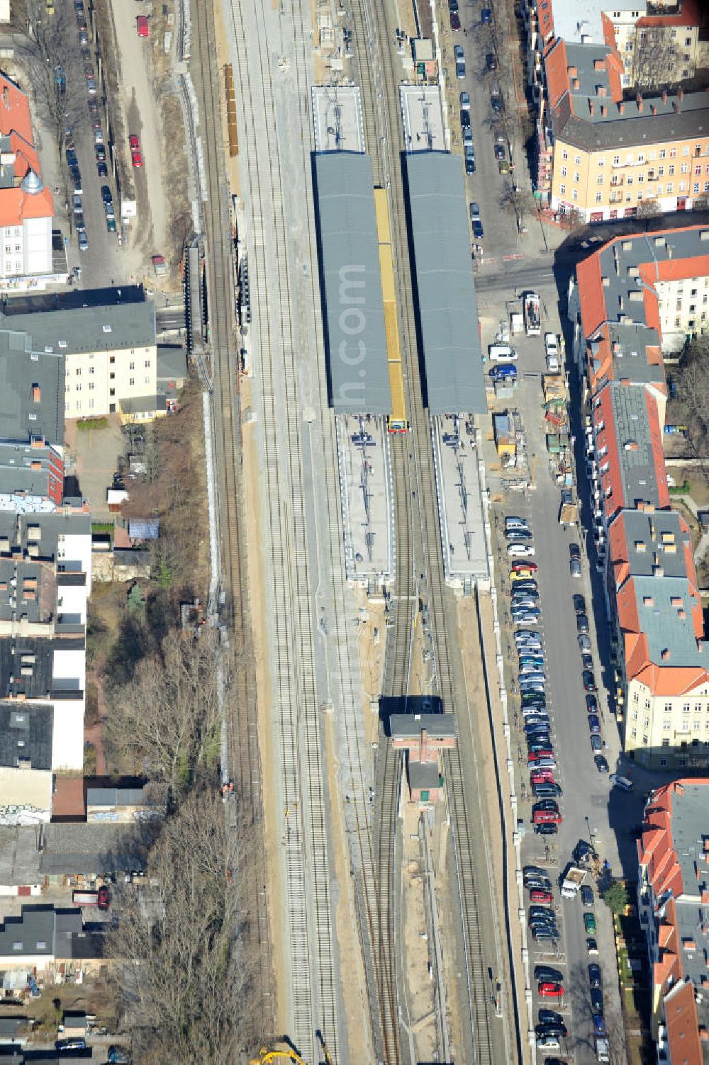 Aerial image Berlin - Baumschulenweg - Blick auf den fast fertigen S-Bahnhof Berlin-Baumschulenweg. Der Um- und Ausbau ist ein Projekt der EUROVIA Infra GmbH. View onto the construction area at the city railway station in Treptow-Köpenick.