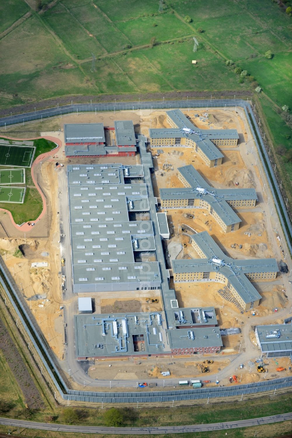 Aerial photograph Großbeeren - Construction site of the new penal institution Heidering Grossbeeren