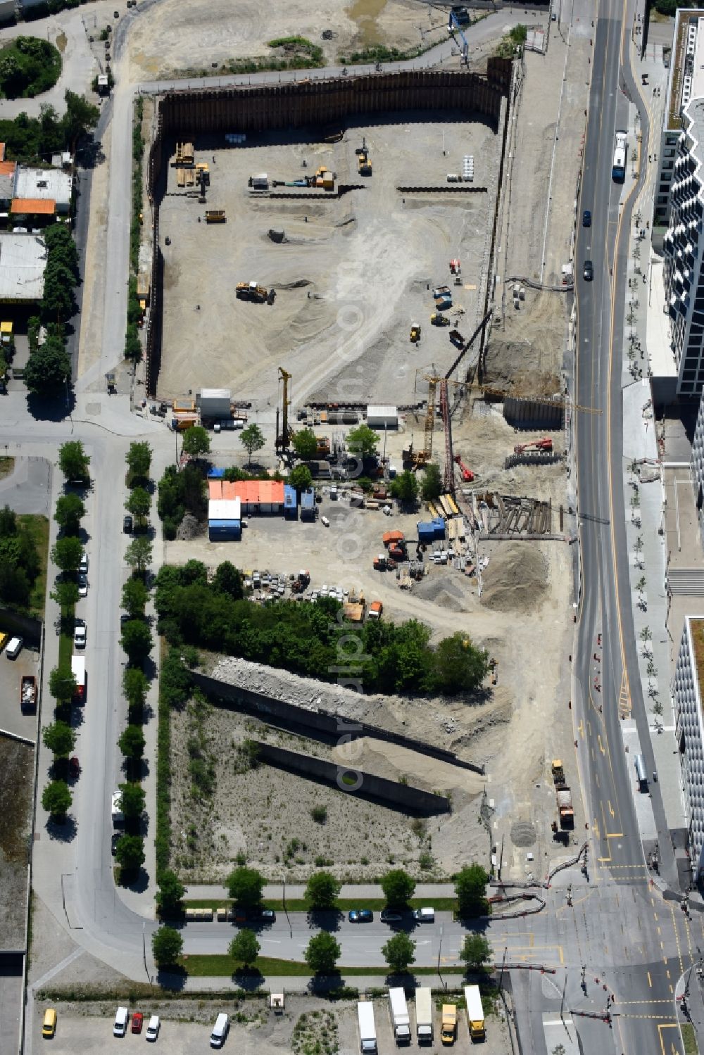 München from above - Building site office building Kap West on Hirschgarten on Friedenheimer Bruecke - Birketweg in the district Neuhausen-Nymphenburg in Munich in the state Bavaria, Germany