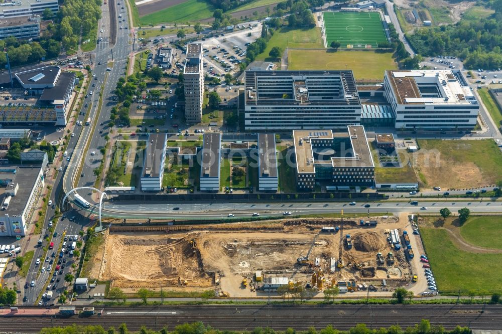 Düsseldorf from above - Building site office building Mizal Offices Visions on Campus of CODIC DEVELOPMENT GMBH on Plockstrasse in Duesseldorf in the state North Rhine-Westphalia, Germany