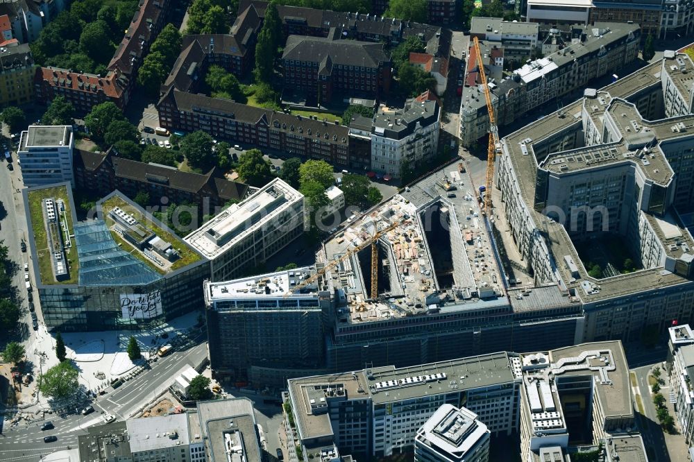 Hamburg from the bird's eye view: Building site office building of MOMENI ASQ GmbH on Axel-Springer-Platz in Hamburg, Germany