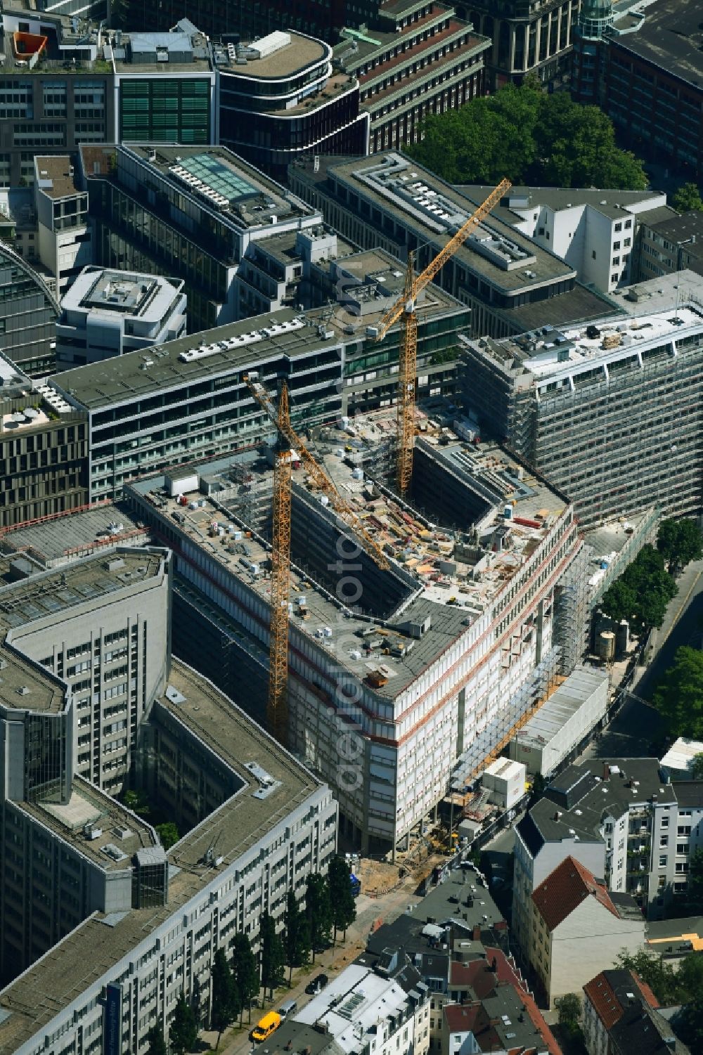 Aerial image Hamburg - Building site office building of MOMENI ASQ GmbH on Axel-Springer-Platz in Hamburg, Germany