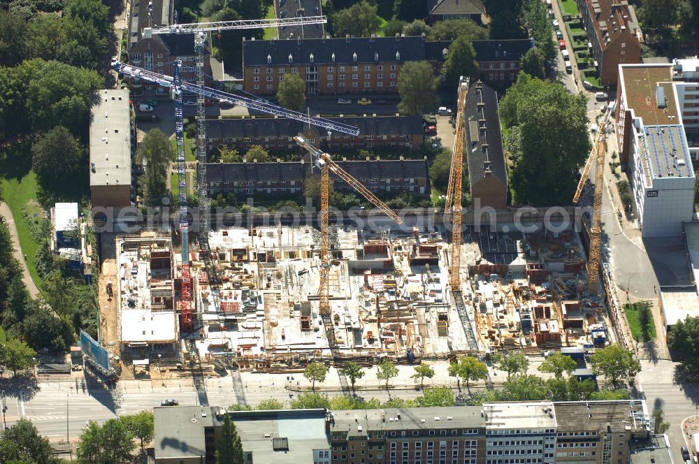 Hamburg from above - Blick auf eine Baustelle eines Büro- und Geschäftsgebäude in Sankt Georg, Anschrift: Steindamm 90-106. Ansprechpartner: CORPUS SIREO, Asset Management GmbH, An der Welle 3, 60322 Frankfurt am Main, Tel. +49(0)69 48005 0, Fax +49(0)69 48005 102, Email: frankfurt@corpussireo.com