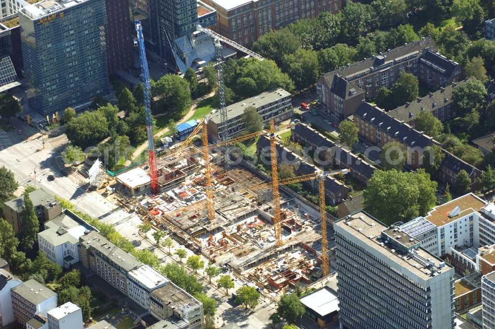 Aerial image Hamburg - Blick auf eine Baustelle eines Büro- und Geschäftsgebäude in Sankt Georg, Anschrift: Steindamm 90-106. Ansprechpartner: CORPUS SIREO, Asset Management GmbH, An der Welle 3, 60322 Frankfurt am Main, Tel. +49(0)69 48005 0, Fax +49(0)69 48005 102, Email: frankfurt@corpussireo.com