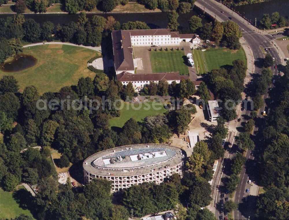 Berlin-Tiergarten from the bird's eye view: 