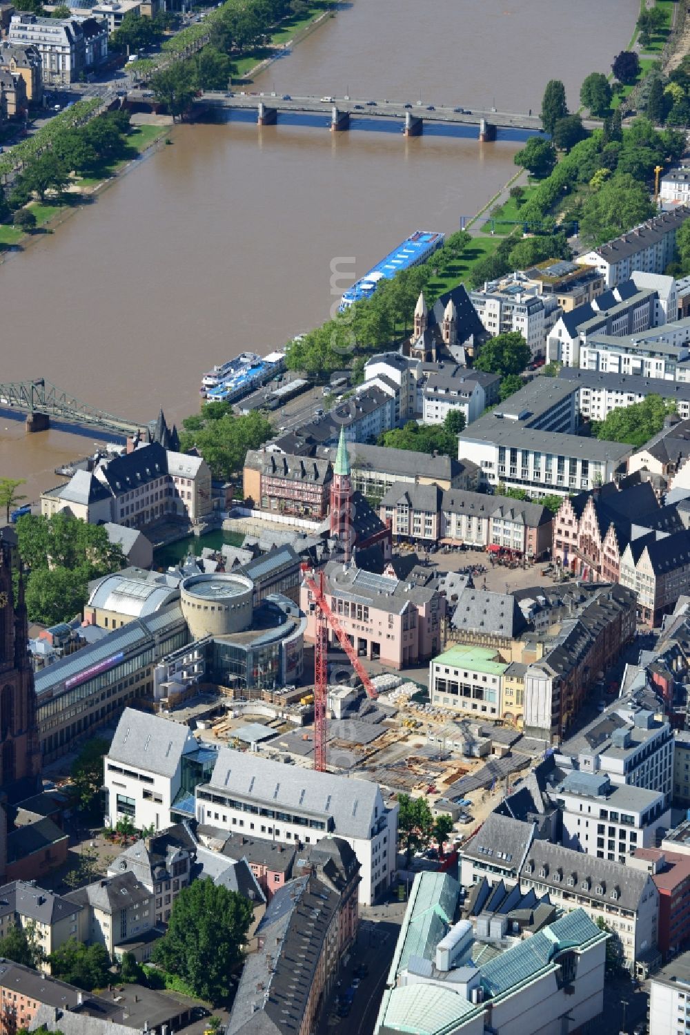 Frankfurt Main from the bird's eye view: Construction Dom-Römer-project (also known as the New Old Town Frankfurt) in Frankfurt in Hesse