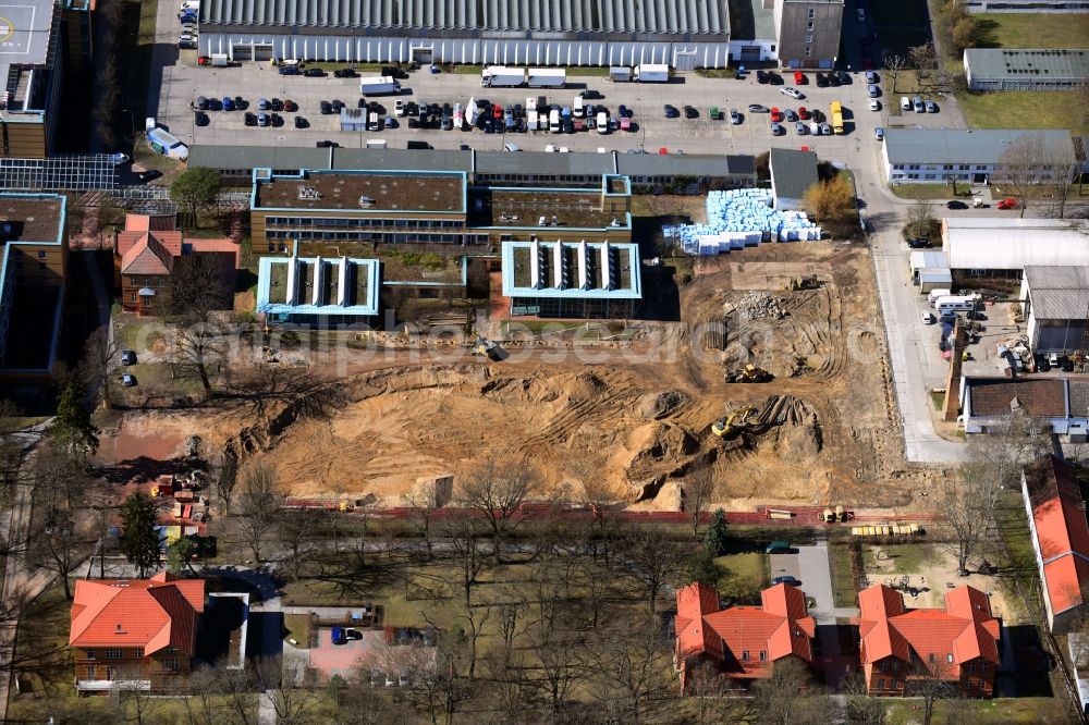 Aerial image Berlin - Construction site for a new extension to the hospital grounds Arona Klinik of UKB BG Klinikum Unfallkrankenhaus Berlin gGmbH in the district Bezirk Marzahn-Hellersdorf in Berlin