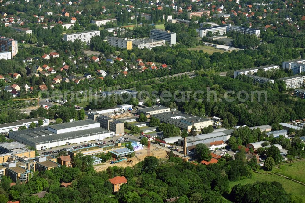 Berlin from the bird's eye view: Construction site for a new extension to the hospital grounds Arona Klinik of UKB BG Klinikum Unfallkrankenhaus Berlin gGmbH in the district Bezirk Marzahn-Hellersdorf in Berlin