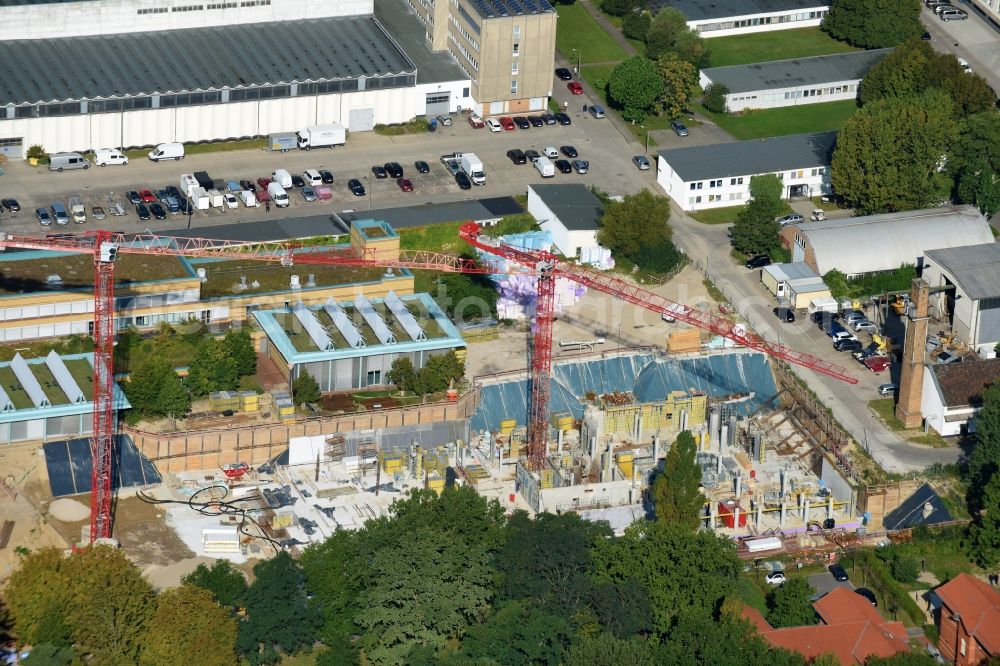 Berlin from above - Construction site for a new extension to the hospital grounds Arona Klinik of UKB BG Klinikum Unfallkrankenhaus Berlin gGmbH in the district Bezirk Marzahn-Hellersdorf in Berlin