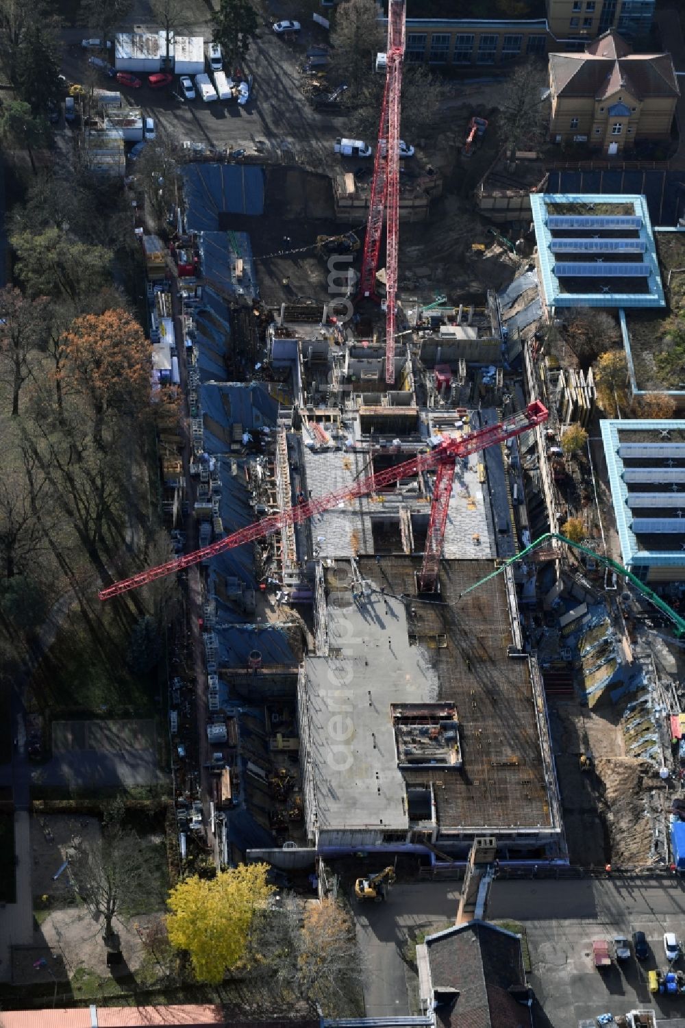 Aerial photograph Berlin - Construction site for a new extension to the hospital grounds Arona Klinik of UKB BG Klinikum Unfallkrankenhaus Berlin gGmbH in the district Bezirk Marzahn-Hellersdorf in Berlin