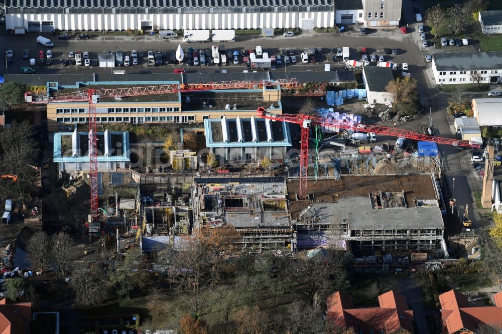 Berlin from the bird's eye view: Construction site for a new extension to the hospital grounds Arona Klinik of UKB BG Klinikum Unfallkrankenhaus Berlin gGmbH in the district Bezirk Marzahn-Hellersdorf in Berlin