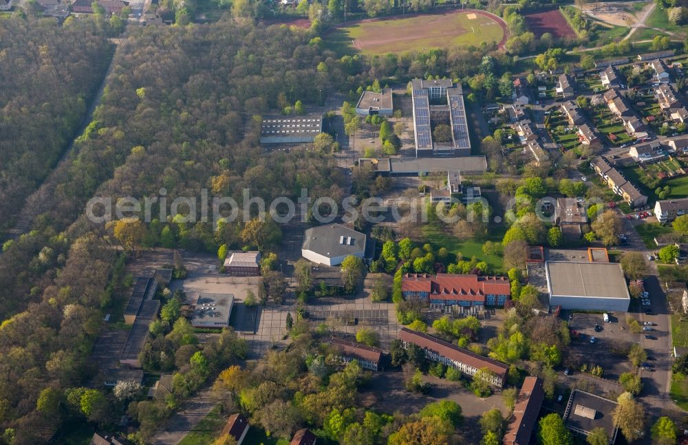 Duisburg from the bird's eye view: Construction site for a new extension to the hospital grounds Evangelisches Krankenhaus Duisburg-Nord on Fahrner Strasse in Duisburg in the state North Rhine-Westphalia, Germany