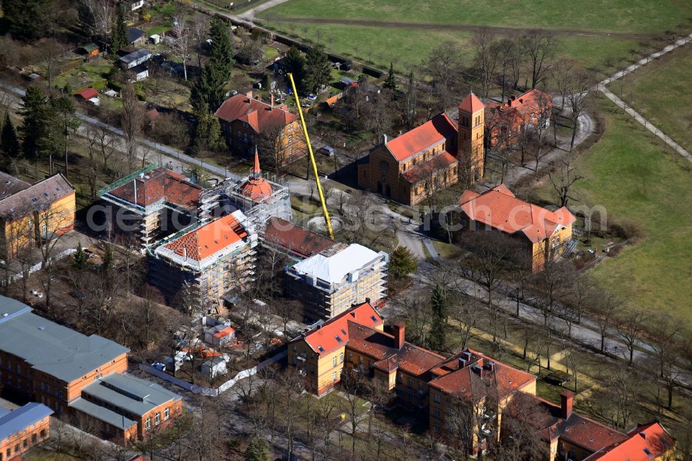 Aerial image Berlin - Construction site for a new extension to the hospital grounds of Heiligenfeld GmbH in the district Bezirk Marzahn-Hellersdorf in Berlin