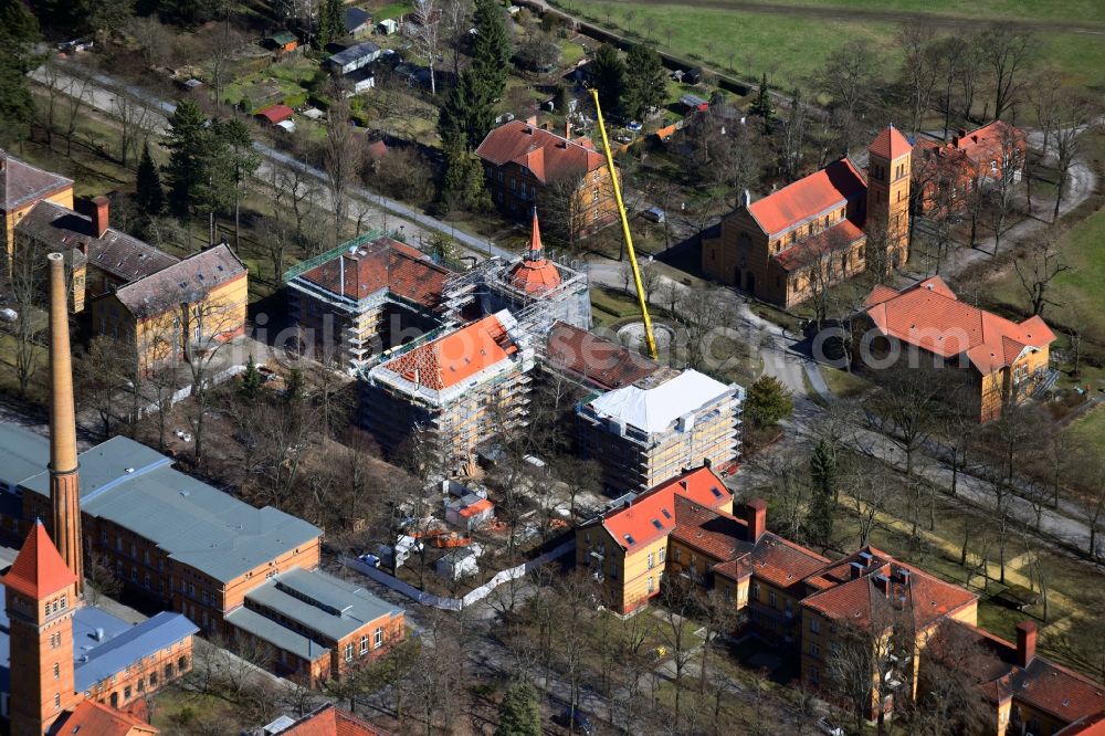 Aerial photograph Berlin - Construction site for a new extension to the hospital grounds of Heiligenfeld GmbH in the district Bezirk Marzahn-Hellersdorf in Berlin