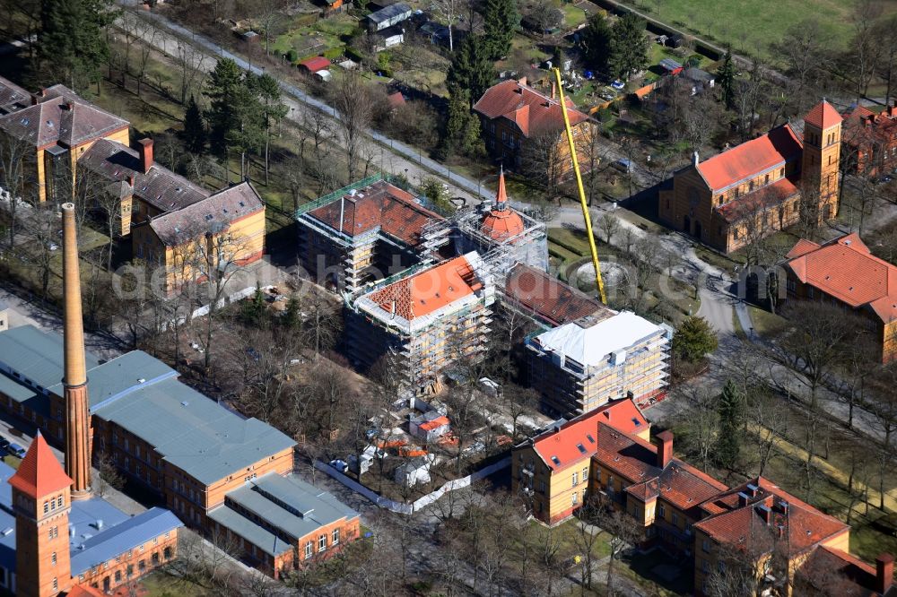 Berlin from above - Construction site for a new extension to the hospital grounds of Heiligenfeld GmbH in the district Bezirk Marzahn-Hellersdorf in Berlin