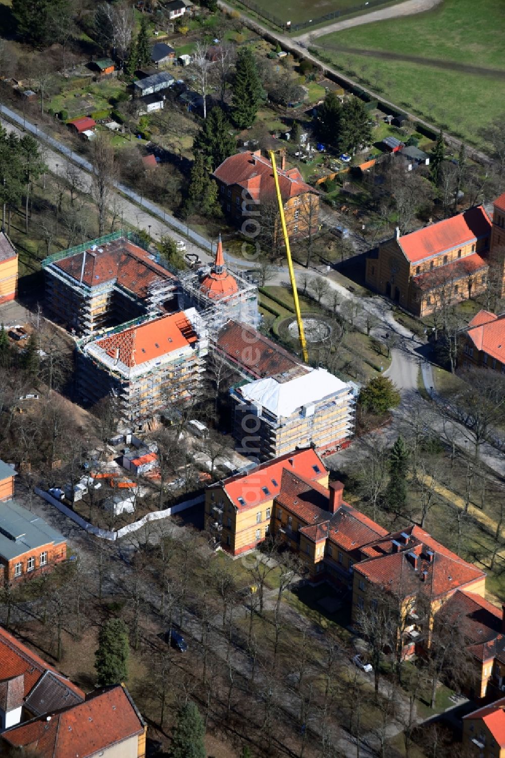 Berlin from the bird's eye view: Construction site for a new extension to the hospital grounds of Heiligenfeld GmbH in the district Bezirk Marzahn-Hellersdorf in Berlin