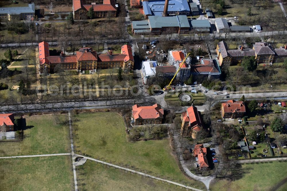 Aerial photograph Berlin - Construction site for a new extension to the hospital grounds of Heiligenfeld GmbH in the district Bezirk Marzahn-Hellersdorf in Berlin