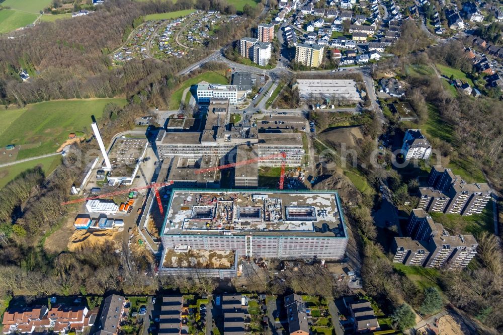 Velbert from above - Construction site for a new extension to the hospital grounds Helios Klinikum Niederberg on Robert-Koch-Strasse in Velbert in the state North Rhine-Westphalia, Germany