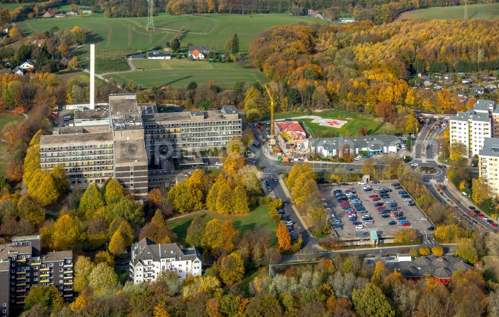 Aerial image Velbert - Construction site for a new extension to the hospital grounds Helios Klinikum Niederberg in Velbert in the state North Rhine-Westphalia, Germany