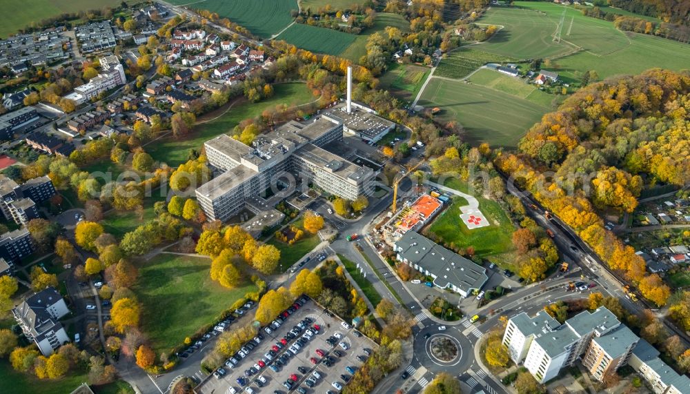 Aerial photograph Velbert - Construction site for a new extension to the hospital grounds Helios Klinikum Niederberg in Velbert in the state North Rhine-Westphalia, Germany