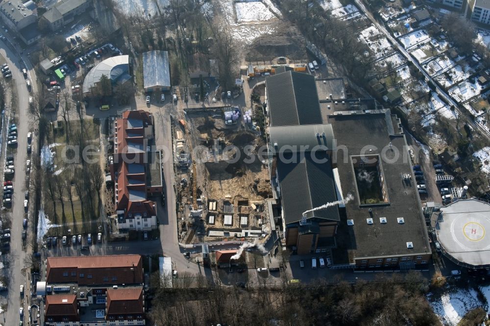 Aerial image Bernau - Construction site for a new extension to the hospital grounds Herzzentrum Brandenburg Ladeburger Strasse in Bernau in the state Brandenburg