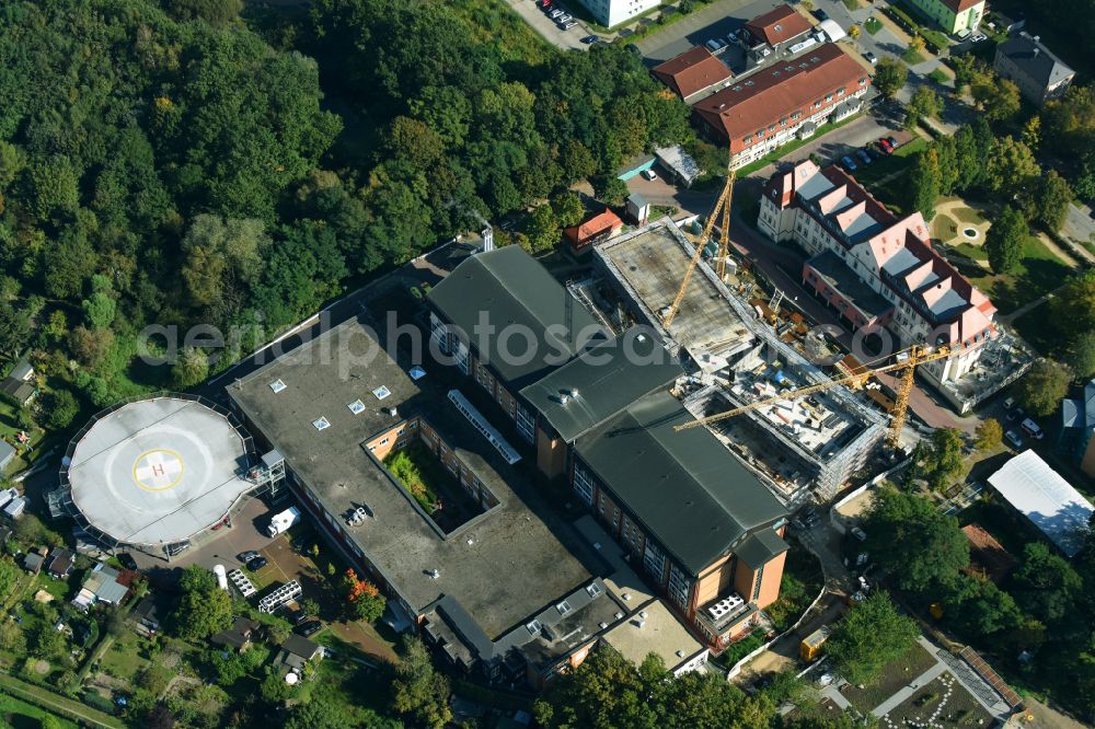 Aerial image Bernau - Construction site for a new extension to the hospital grounds Herzzentrum Brandenburg Ladeburger Strasse in Bernau in the state Brandenburg