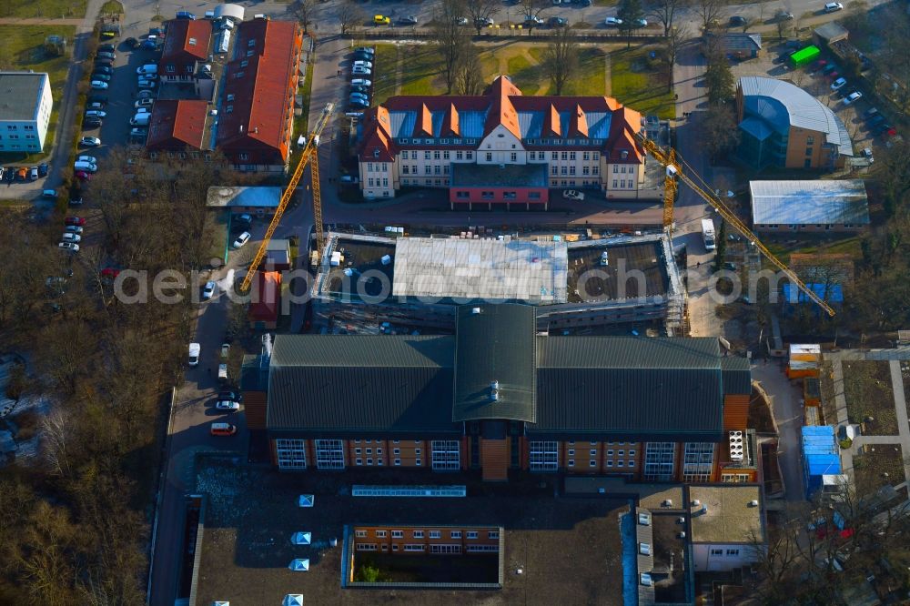 Bernau from above - Construction site for a new extension to the hospital grounds Herzzentrum Brandenburg Ladeburger Strasse in Bernau in the state Brandenburg