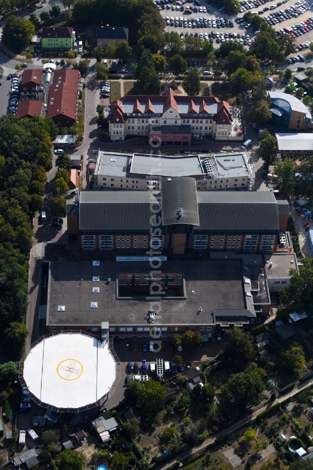 Aerial image Bernau - Construction site for a new extension to the hospital grounds Herzzentrum Brandenburg Ladeburger Strasse in Bernau in the state Brandenburg