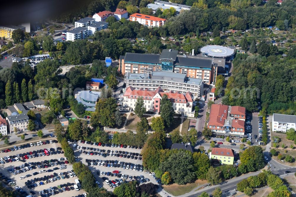 Aerial photograph Bernau - Construction site for a new extension to the hospital grounds Herzzentrum Brandenburg Ladeburger Strasse in Bernau in the state Brandenburg