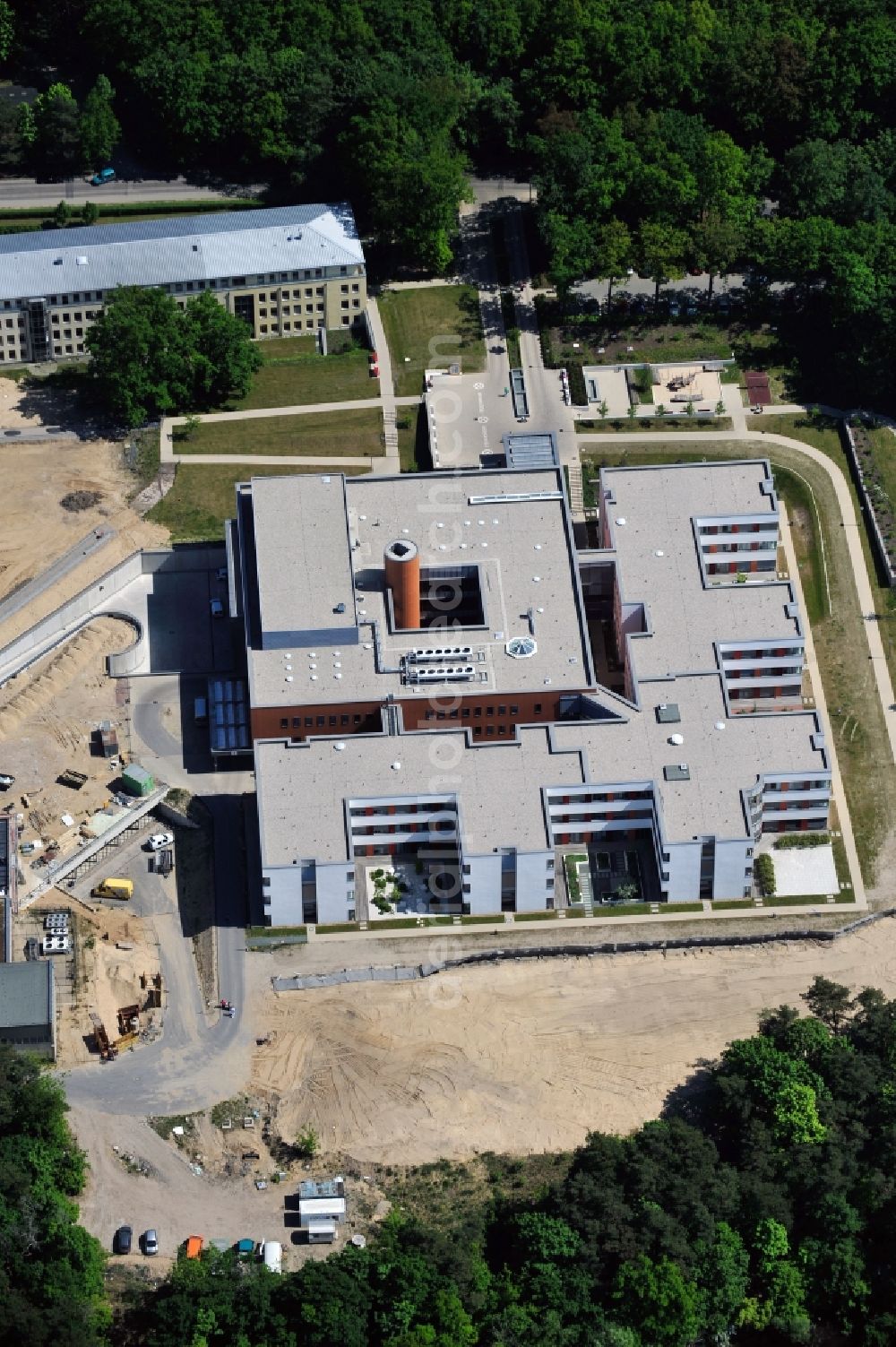 Aerial photograph Rüdersdorf - Construction site for a new extension to the hospital grounds Immanuel Klinik Ruedersdorf in Ruedersdorf in the state Brandenburg, Germany