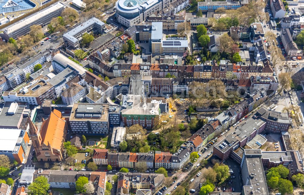 Aerial image Dortmund - Construction site for a new extension to the hospital grounds St.-Johannes-Hospital Dortmund on Johannesstrasse in Dortmund at Ruhrgebiet in the state North Rhine-Westphalia, Germany