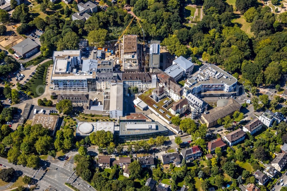 Bochum from above - Construction site for a new extension to the hospital grounds St. Josef-Hospital Bochum on Gudrunstrasse in Bochum in the state North Rhine-Westphalia, Germany