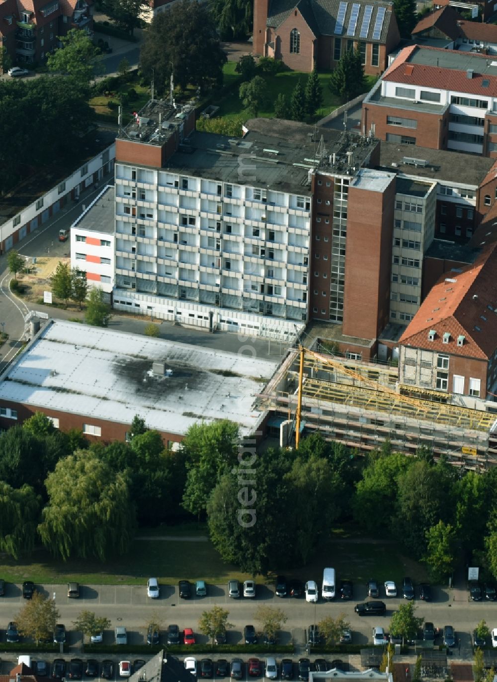 Cloppenburg from the bird's eye view: Construction site for a new extension to the hospital grounds St. Josefs-Hospital in Cloppenburg in the state Lower Saxony