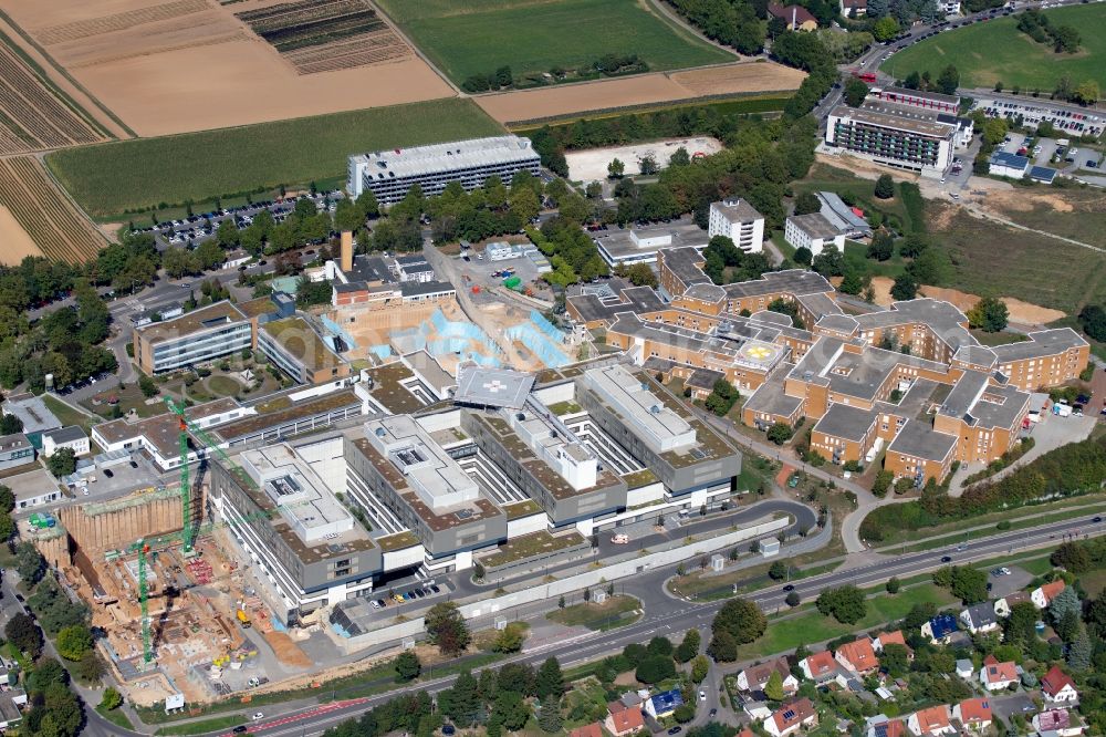 Heilbronn from the bird's eye view: Construction site for a new extension to the hospital grounds Klinikum Am Gesundbrunnen in Heilbronn in the state Baden-Wurttemberg, Germany