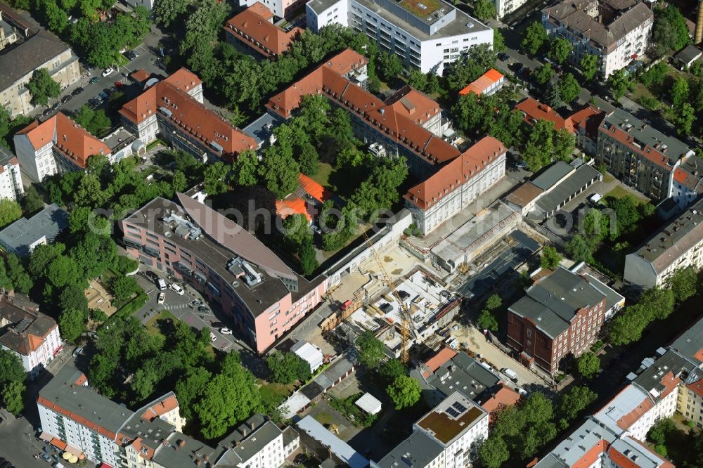 Berlin from above - Construction site for a new extension to the hospital grounds Sana Klinikum Lichtenberg on Fanningerstrasse in the district Lichtenberg in Berlin, Germany