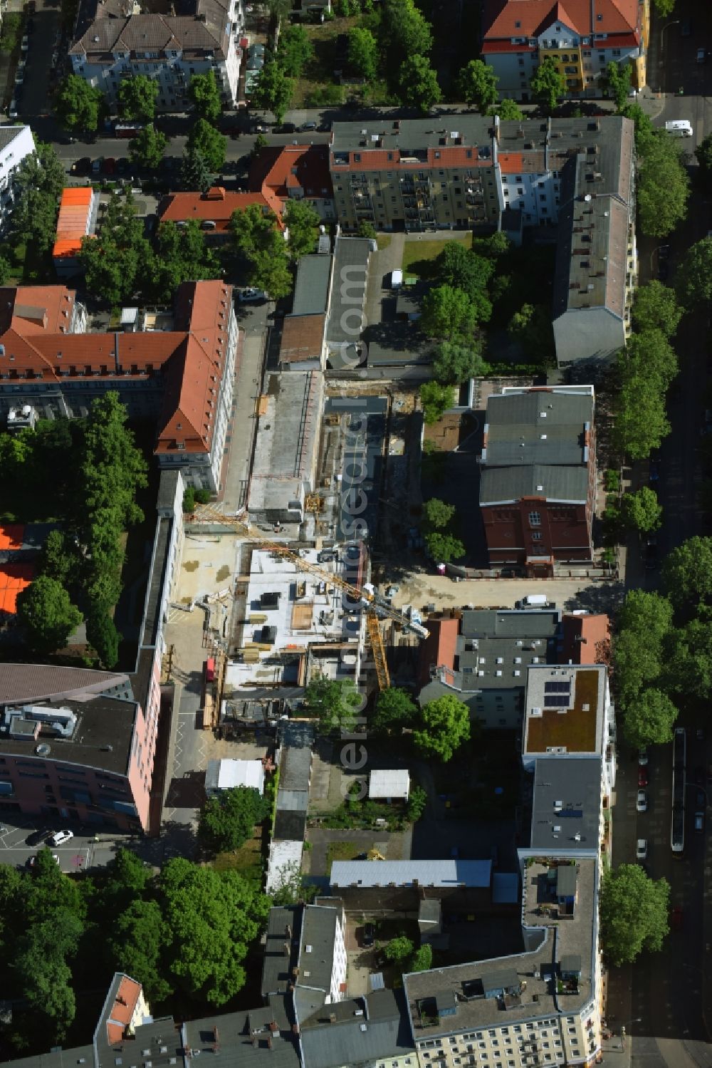 Aerial image Berlin - Construction site for a new extension to the hospital grounds Sana Klinikum Lichtenberg on Fanningerstrasse in the district Lichtenberg in Berlin, Germany