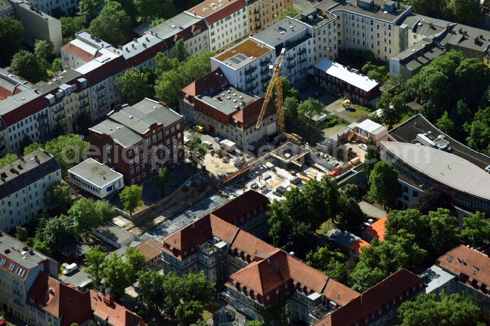 Berlin from above - Construction site for a new extension to the hospital grounds Sana Klinikum Lichtenberg on Fanningerstrasse in the district Lichtenberg in Berlin, Germany