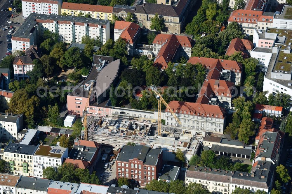 Berlin from the bird's eye view: Construction site for a new extension to the hospital grounds Sana Klinikum Lichtenberg on Fanningerstrasse in the district Lichtenberg in Berlin, Germany