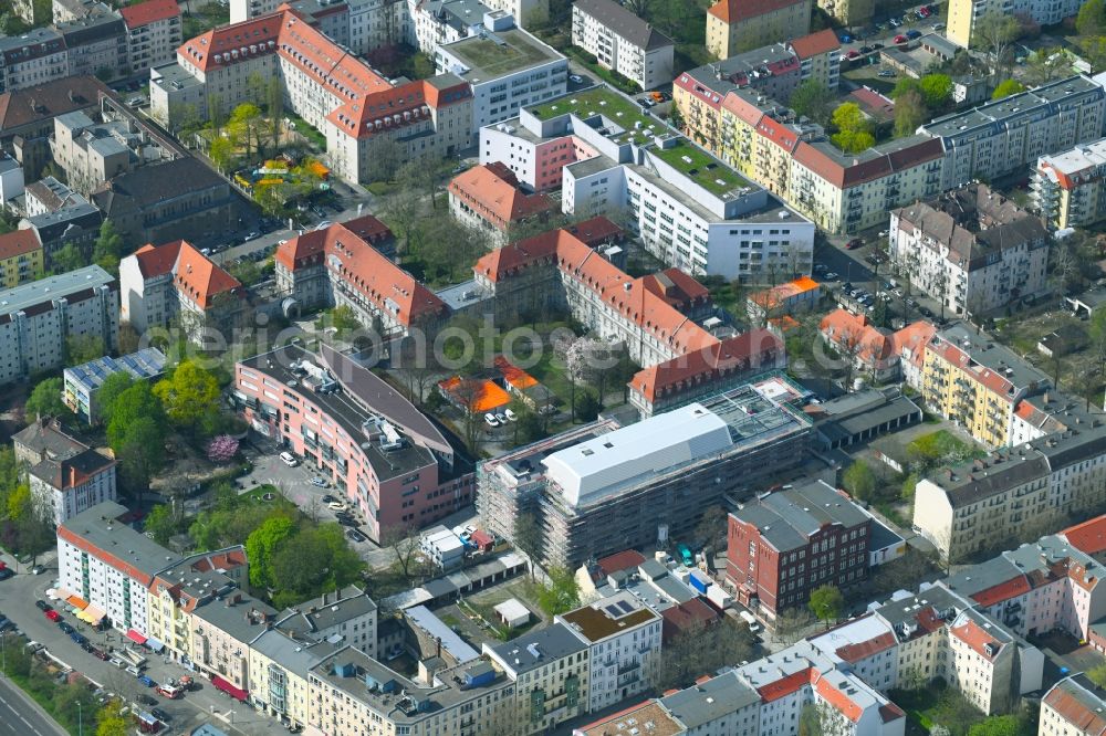 Berlin from above - Construction site for a new extension to the hospital grounds Sana Klinikum Lichtenberg on Fanningerstrasse in the district Lichtenberg in Berlin, Germany