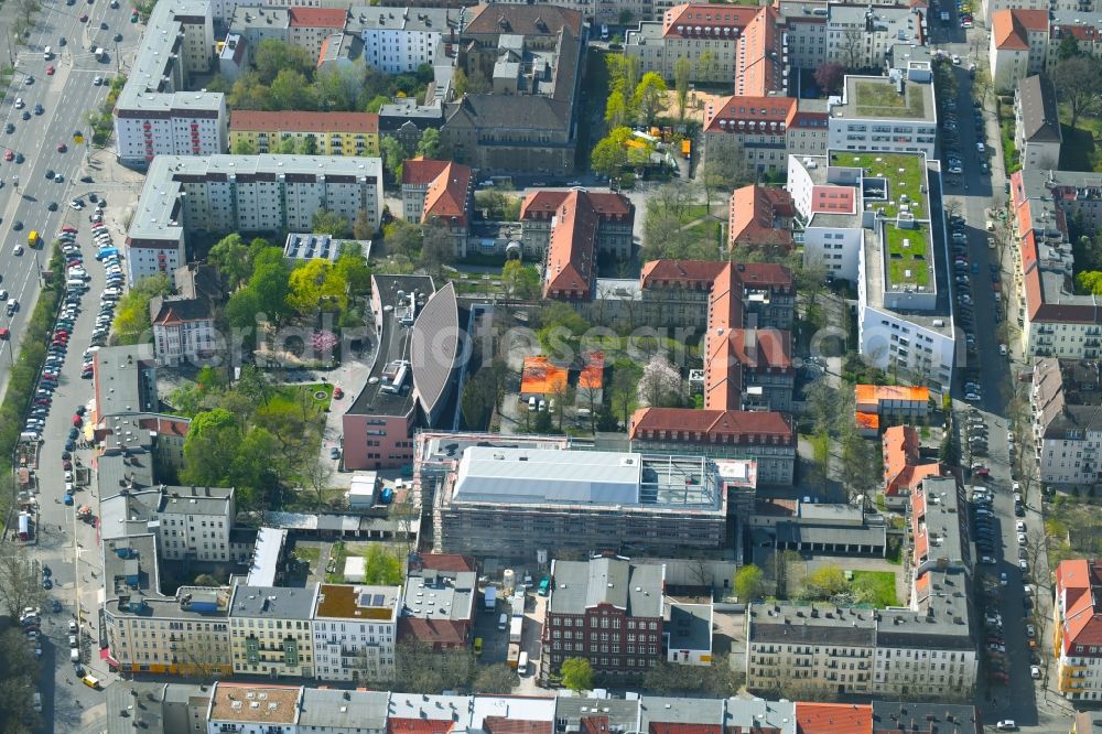 Berlin from above - Construction site for a new extension to the hospital grounds Sana Klinikum Lichtenberg on Fanningerstrasse in the district Lichtenberg in Berlin, Germany