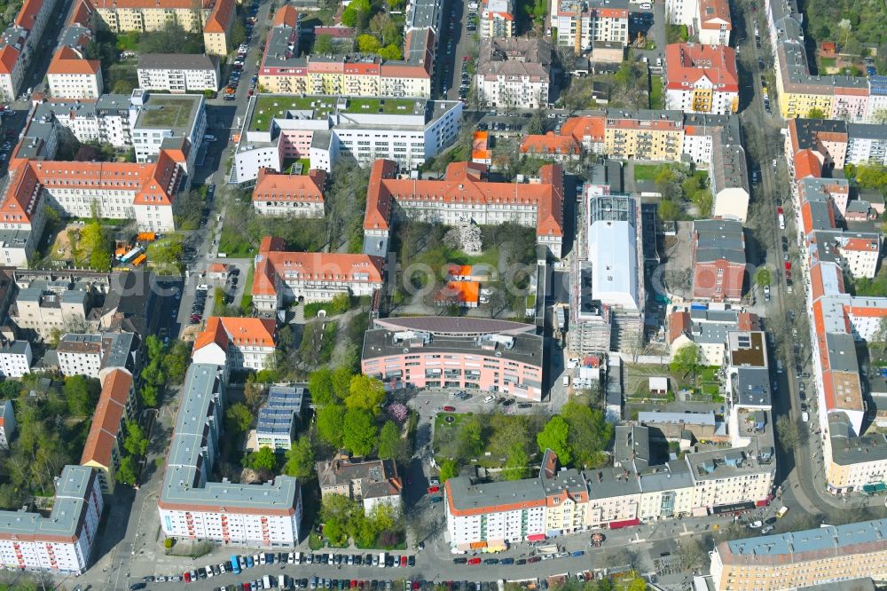 Berlin from above - Construction site for a new extension to the hospital grounds Sana Klinikum Lichtenberg on Fanningerstrasse in the district Lichtenberg in Berlin, Germany