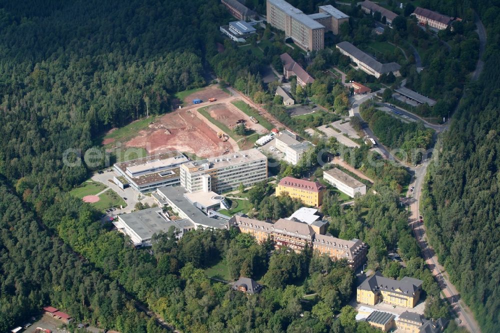 Aerial image Gera - Construction site for a new extension to the hospital grounds SRH Wald-Klinikum in Gera in the state Thuringia