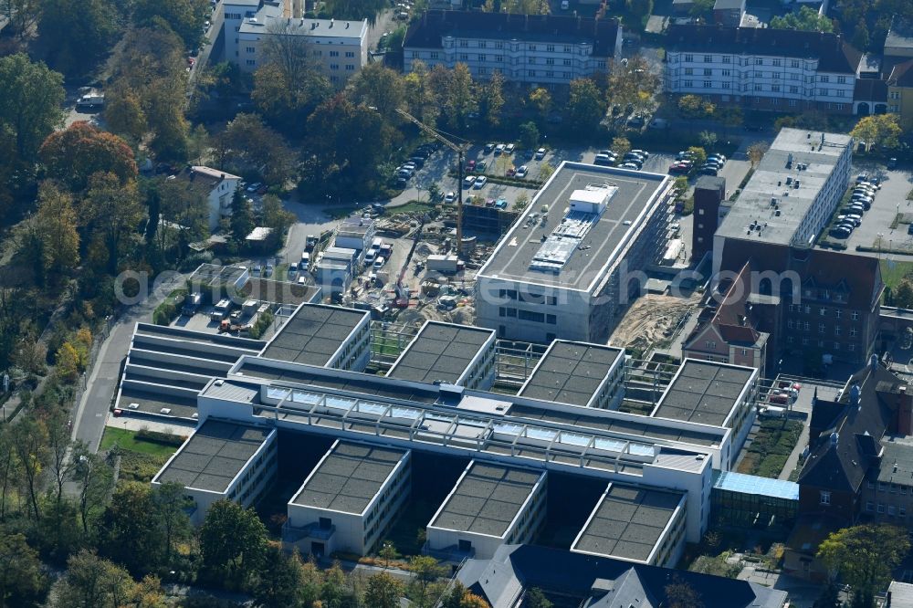 Aerial photograph Brandenburg an der Havel - Construction site for a new extension to the hospital grounds Staedtisches Klinikum Brandenburg GmbH on Hochstrasse in Brandenburg an der Havel in the state Brandenburg, Germany