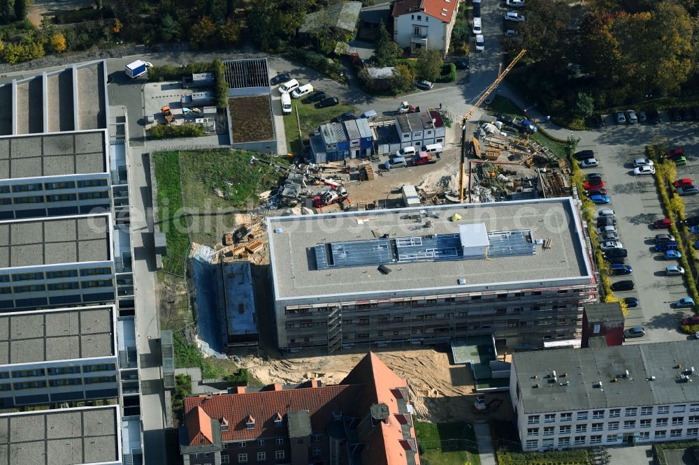 Aerial image Brandenburg an der Havel - Construction site for a new extension to the hospital grounds Staedtisches Klinikum Brandenburg GmbH on Hochstrasse in Brandenburg an der Havel in the state Brandenburg, Germany